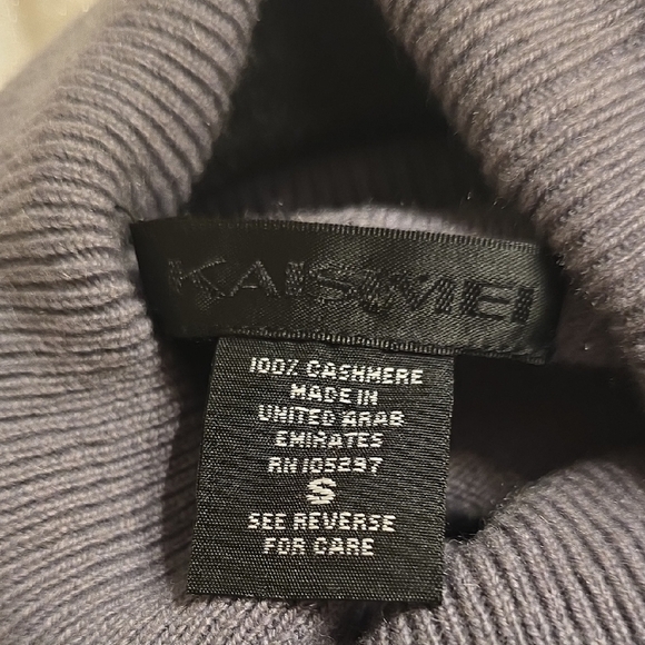 Cashmere Elegant Gray Turtleneck Sweater EUC - Picture 2 of 13